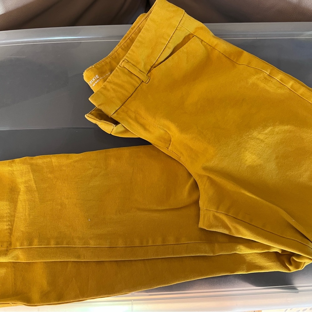 Old navy pixie pants